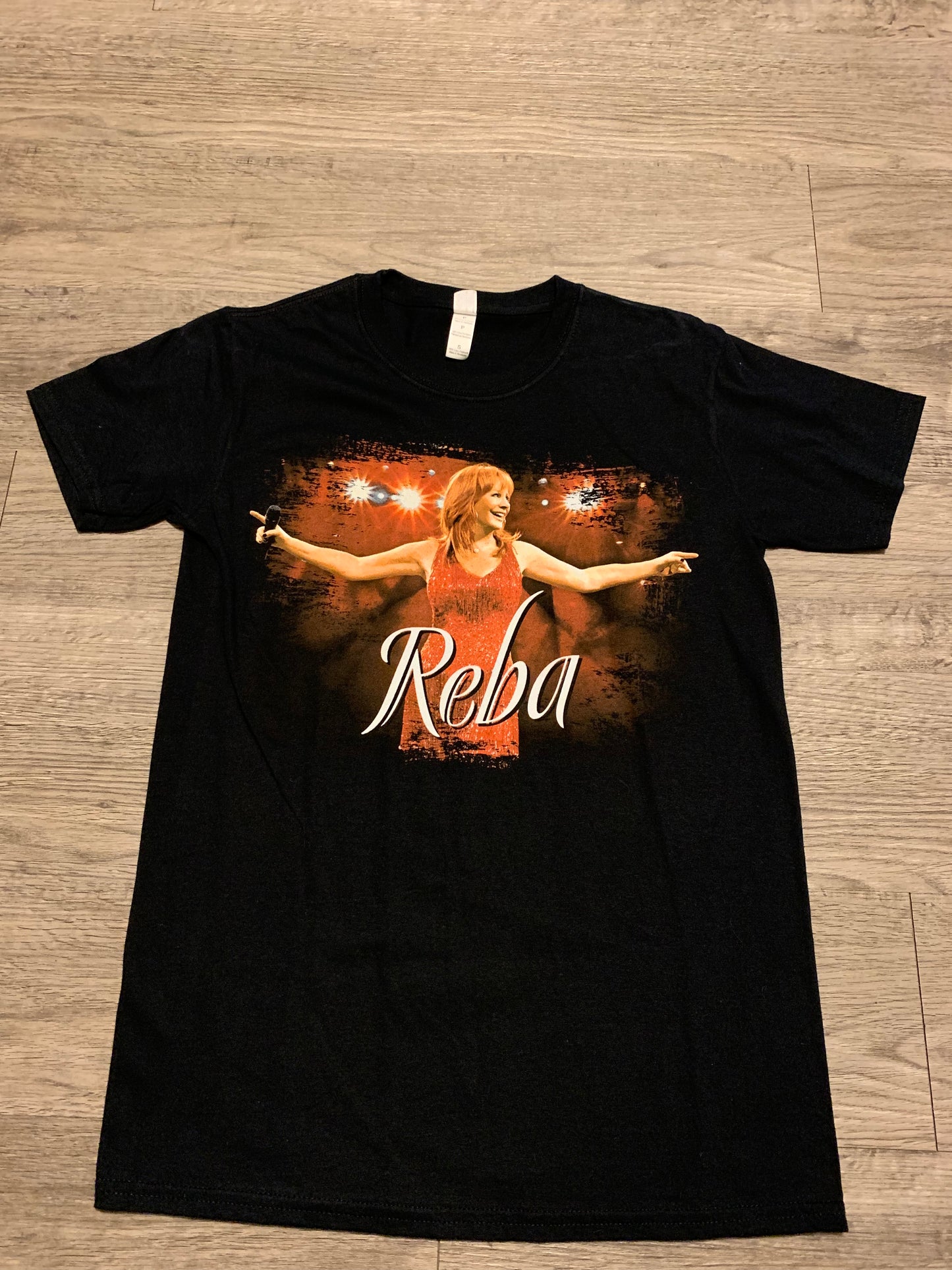 2012 All The Women I Am Reba Mcentire Country Band Tour Tee Shirt