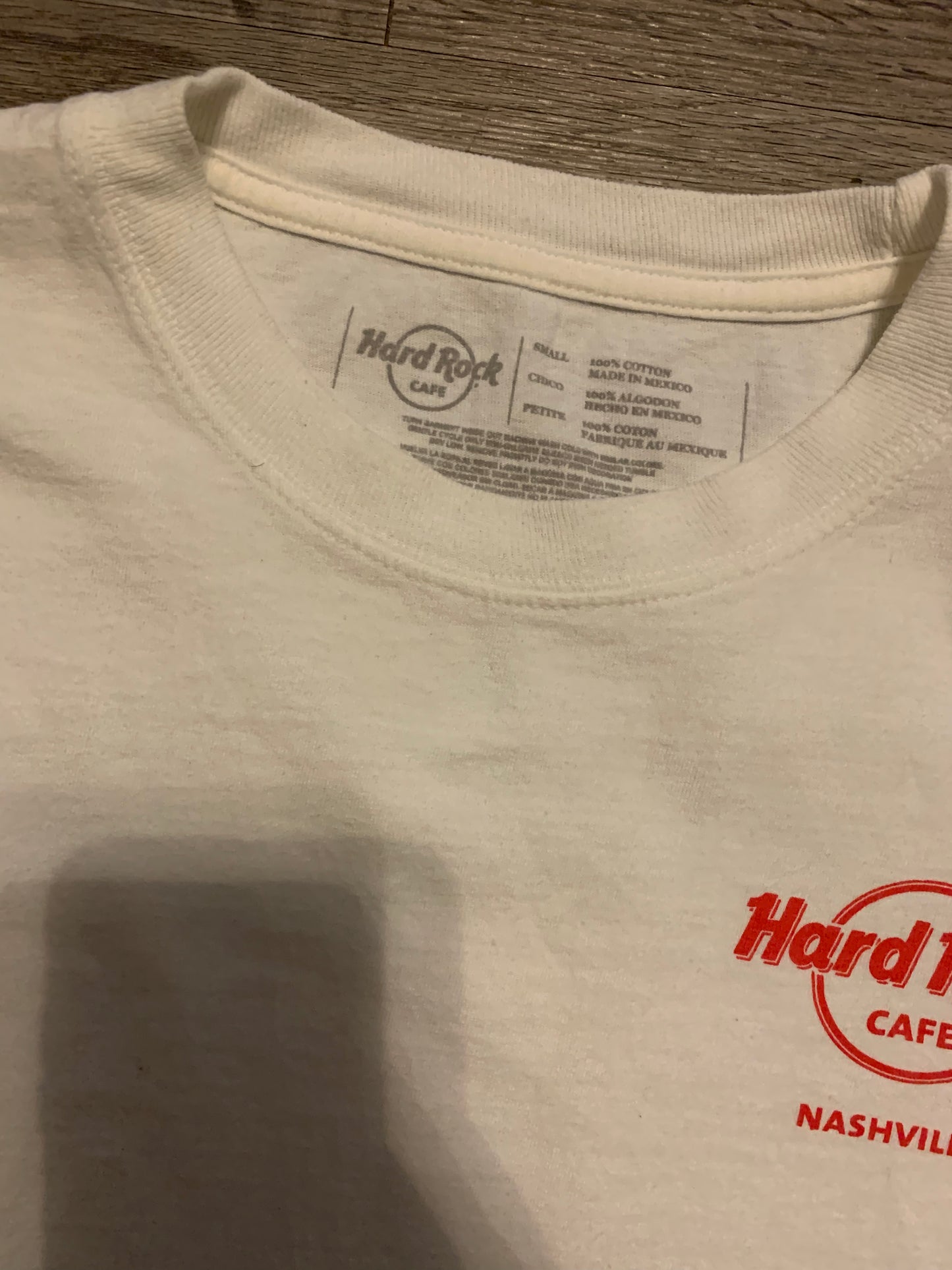 Y2K Nashville Tennessee Hard Rock Cafe Tee Shirt