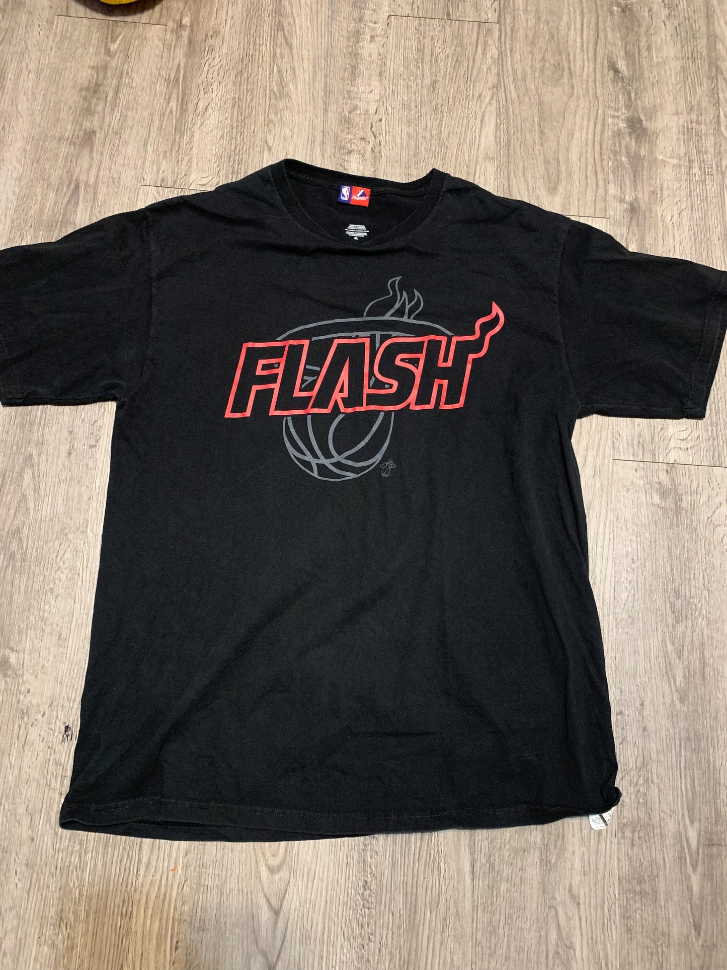 Vintage Y2K NBA Majestic Dwayne Wade Flash Tee Shirt